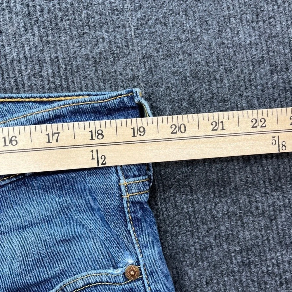 Levi's 505 Regular Fit Straight Leg Jeans Men's 40x31 Medium Wash Blue Denim